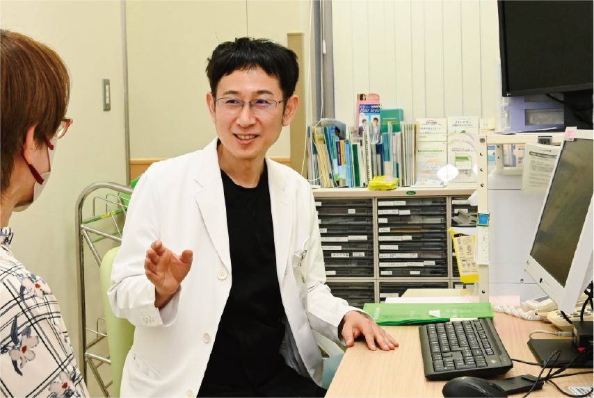 治療選択をはじめ、患者さんの意向を尊重する診療を心がける山川副科長・医局長は、患者さんとの対話を大切にしている